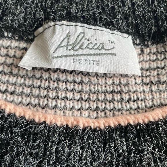 SOLD - Picture 5 of 8